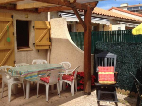 Charmant Pavillon pour 6, Piscine et Parking Privé, à 300m de la Plage - Argelès-sur-Mer - FR-1-388-191